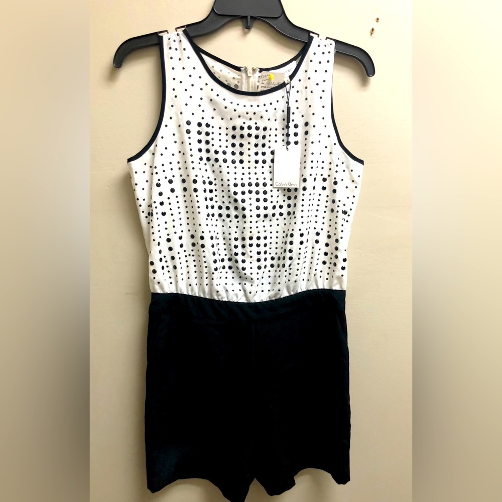 Calvin Klein Womens Dressy Shorts Romper in Black and White  sz 4 NWT